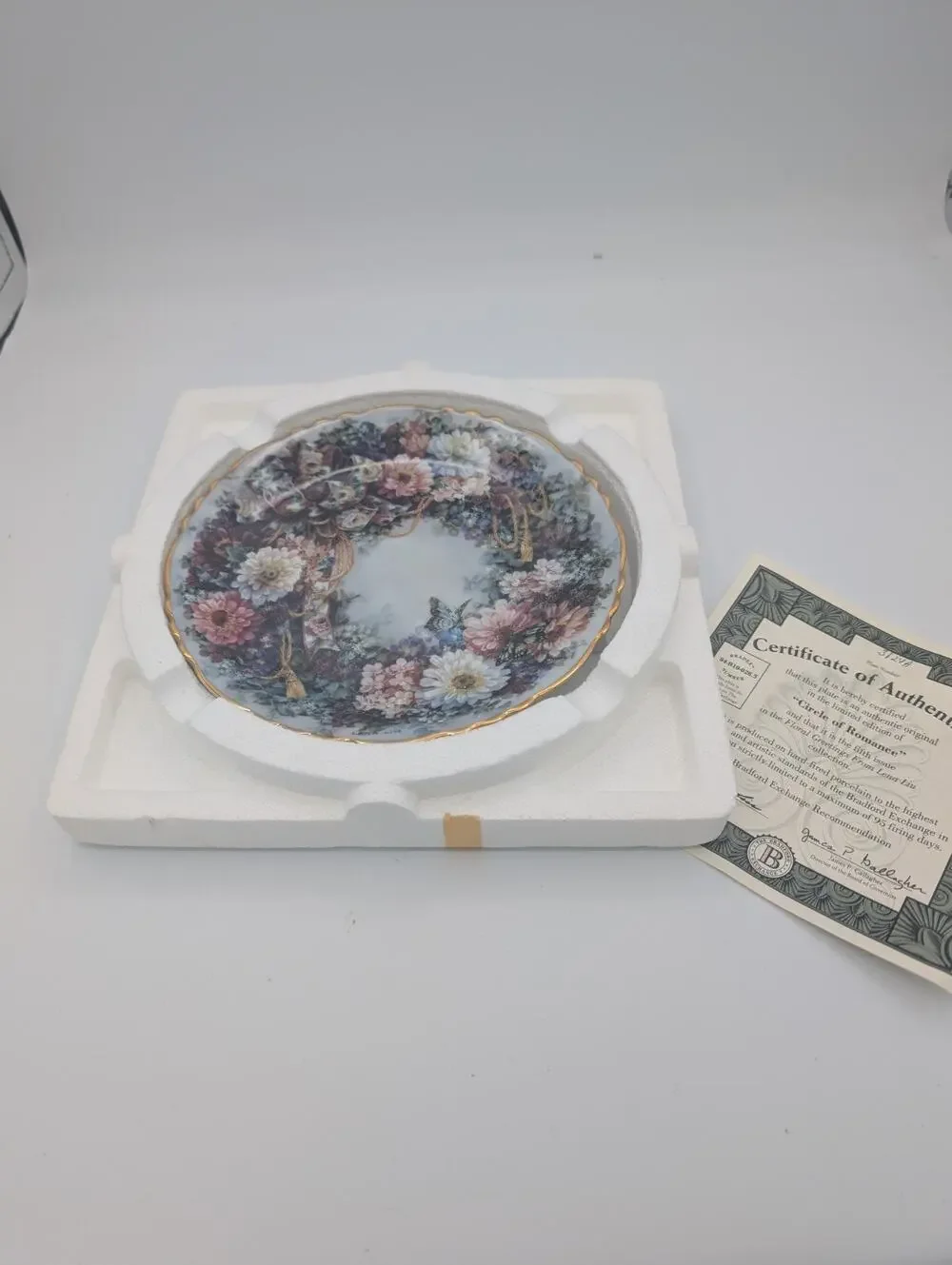 Lena Liu “Circle of Romance” 1994 Bradford Exchange Collector Plate MIB VTG COA